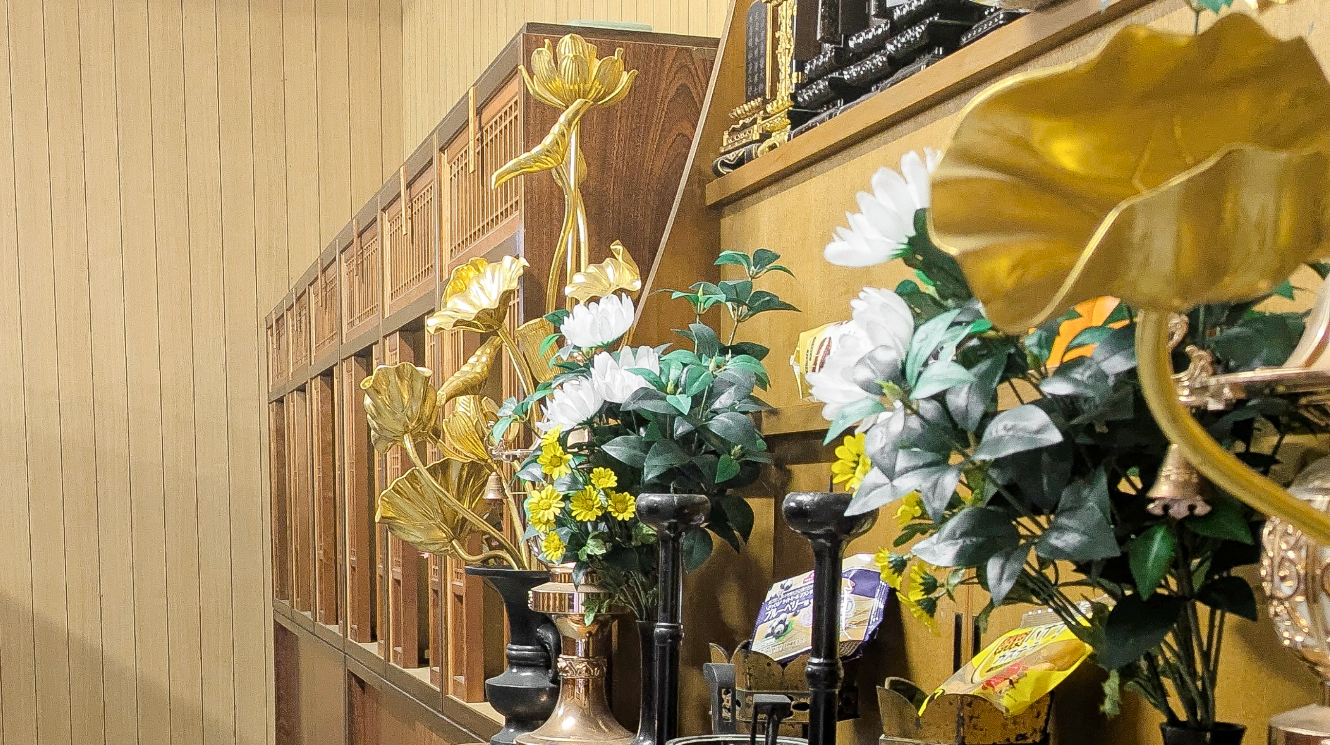 圓蔵寺位牌堂